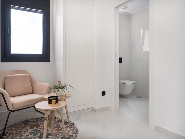 3 camera da letto Villa in vendita in San Pedro del Pinatar con piscina - 429.000 € (Rif: 8481076)