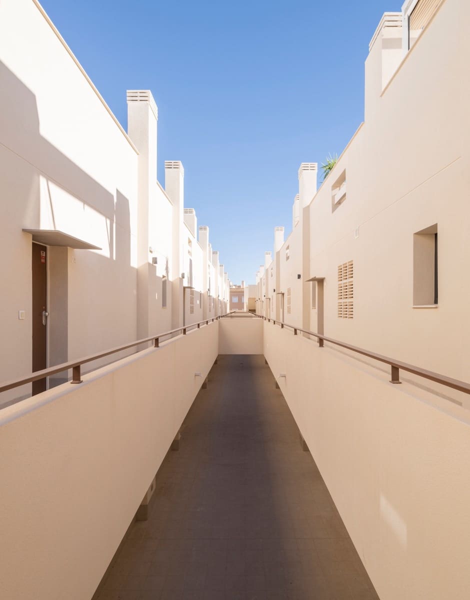 2 Zimmer Apartment zu verkaufen in Torrevieja mit Pool Garage - 298.000 € (Ref: 8658468)