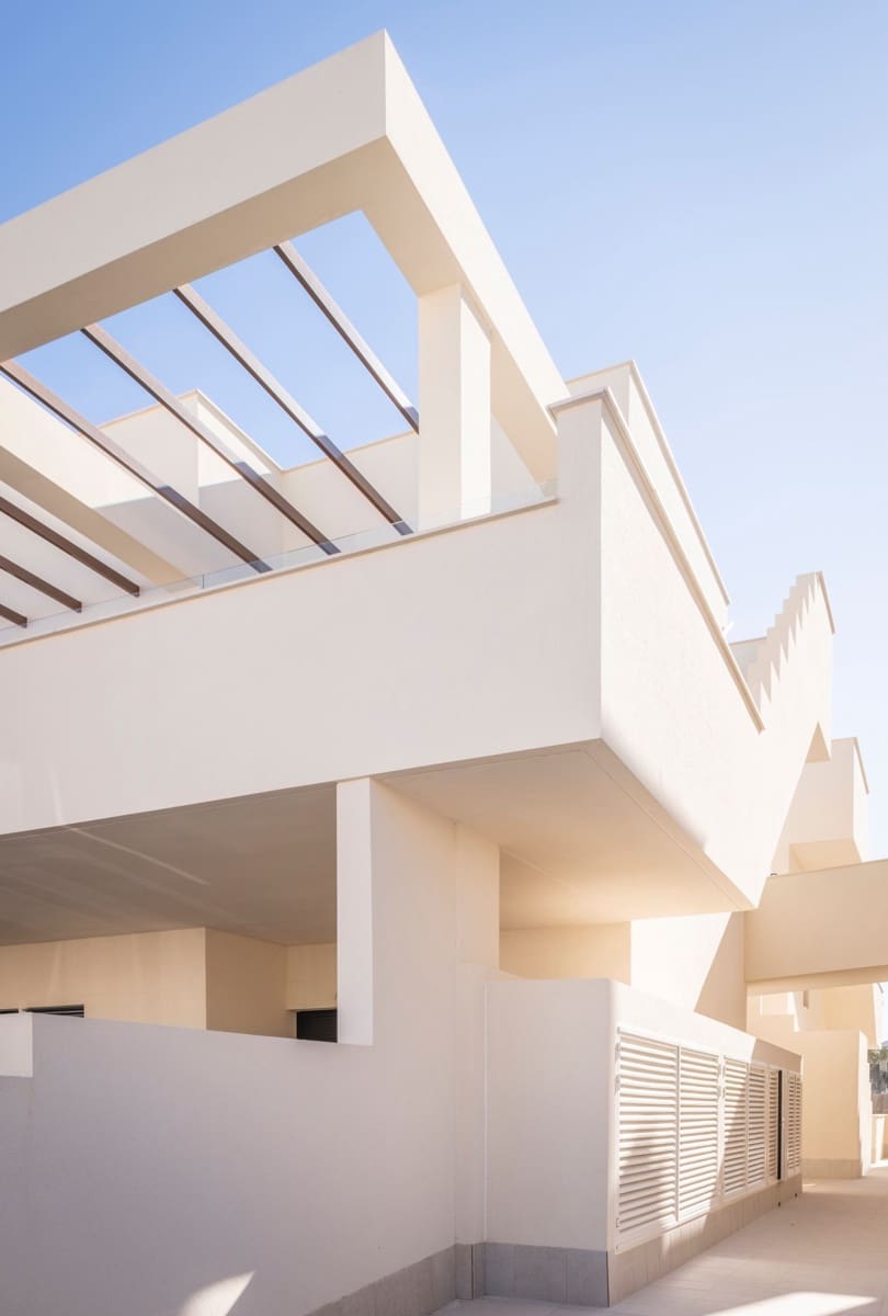 2 Zimmer Apartment zu verkaufen in Torrevieja mit Pool Garage - 298.000 € (Ref: 8658468)