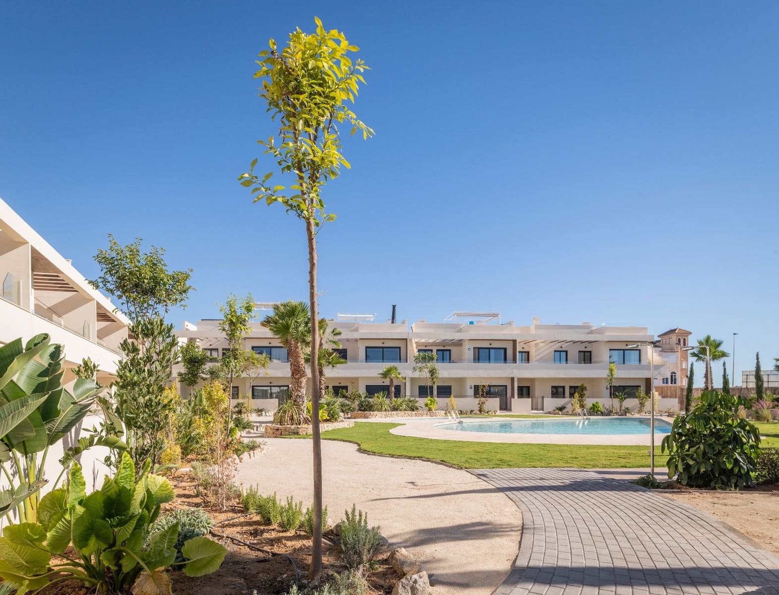 2 Zimmer Apartment zu verkaufen in Torrevieja mit Pool Garage - 298.000 € (Ref: 8658468)