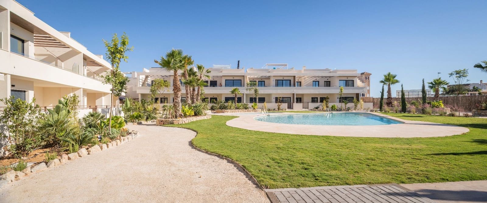 2 Zimmer Apartment zu verkaufen in Torrevieja mit Pool Garage - 298.000 € (Ref: 8658468)