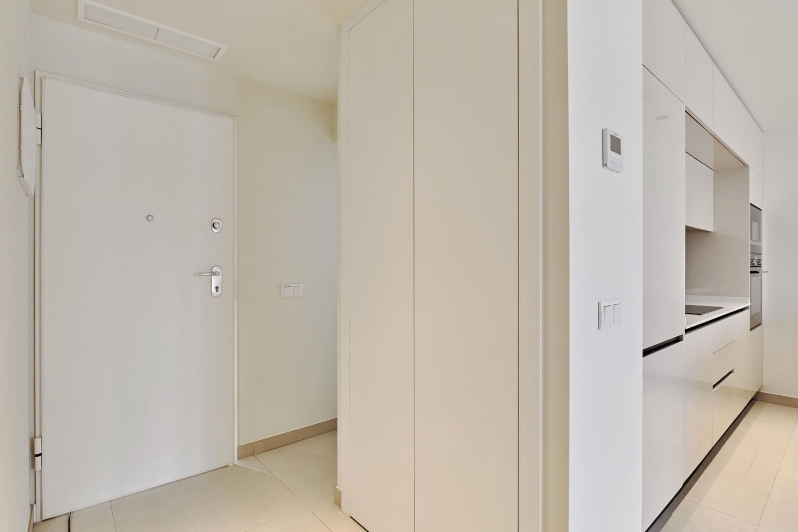 2 Zimmer Apartment zu verkaufen in Torrevieja mit Pool Garage - 298.000 € (Ref: 8658468)