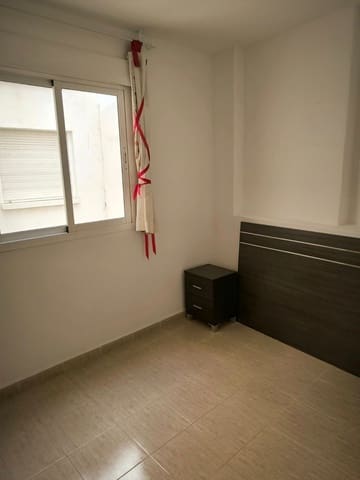 2 Zimmer Apartment zu verkaufen in Torrevieja mit Pool Garage - 142.000 € (Ref: 8918447)