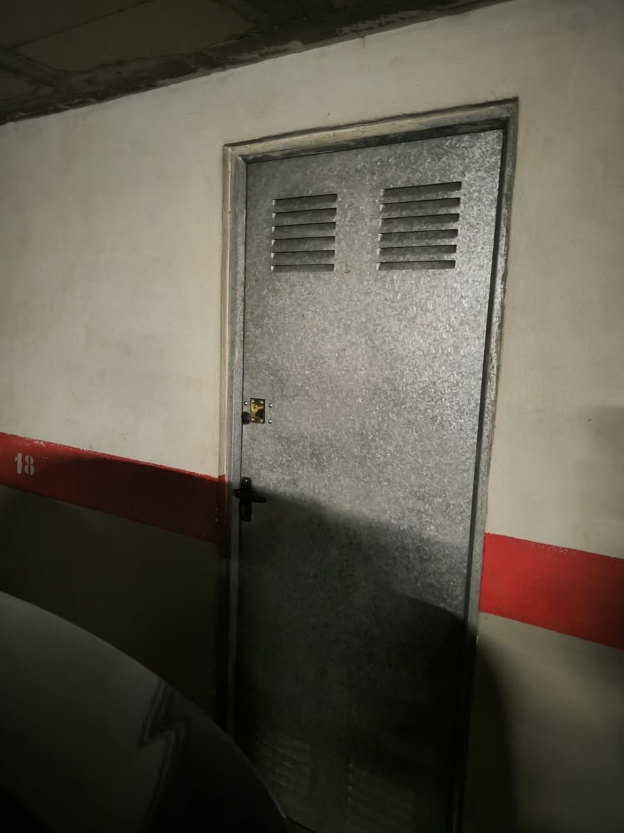 2 Zimmer Apartment zu verkaufen in Torrevieja mit Pool Garage - 142.000 € (Ref: 8918447)