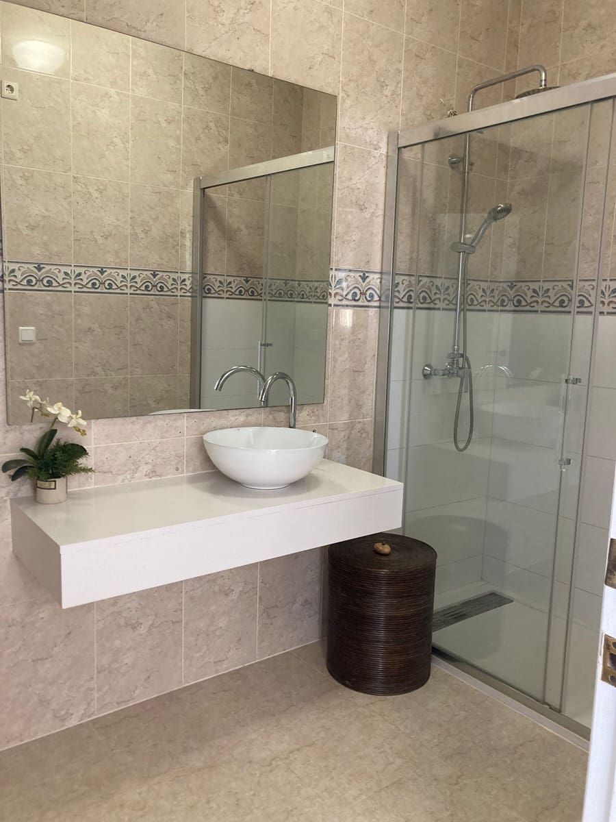 2 bedroom Apartment for sale in Rojales - € 180,000 (Ref: 9003054)