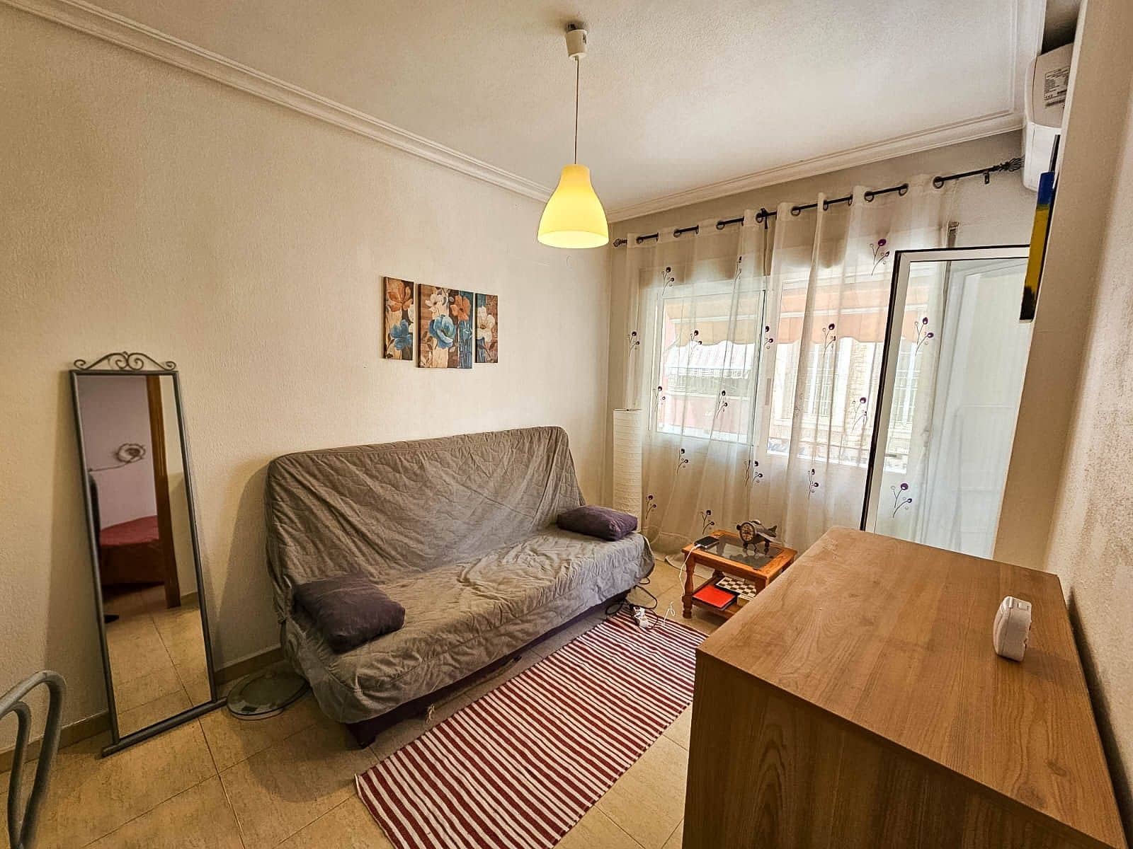 1 Zimmer Apartment zu verkaufen in Torrevieja - 96.000 € (Ref: 9037036)