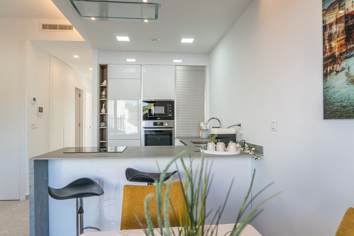 3 slaapkamer Appartement te koop in Los Balcones met zwembad garage - € 280.000 (Ref: 9099541)