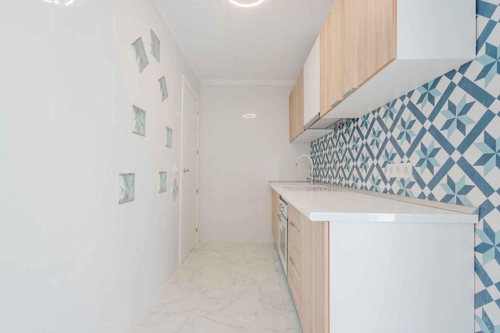 Apartamento de 3 habitaciones en Torrevieja en venta con piscina - 345.000 € (Ref: 9099546)