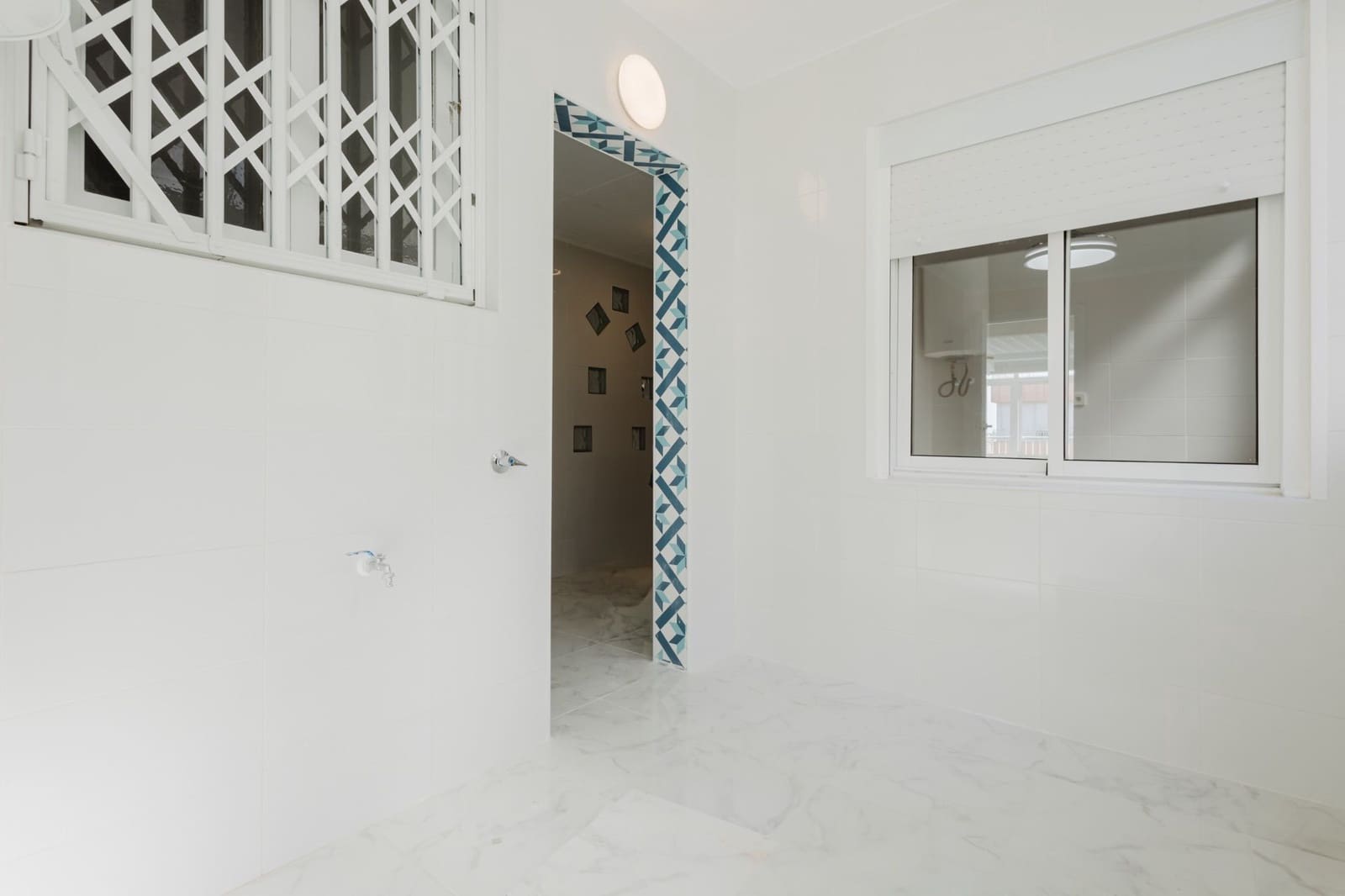 Apartamento de 3 habitaciones en Torrevieja en venta con piscina - 345.000 € (Ref: 9099546)