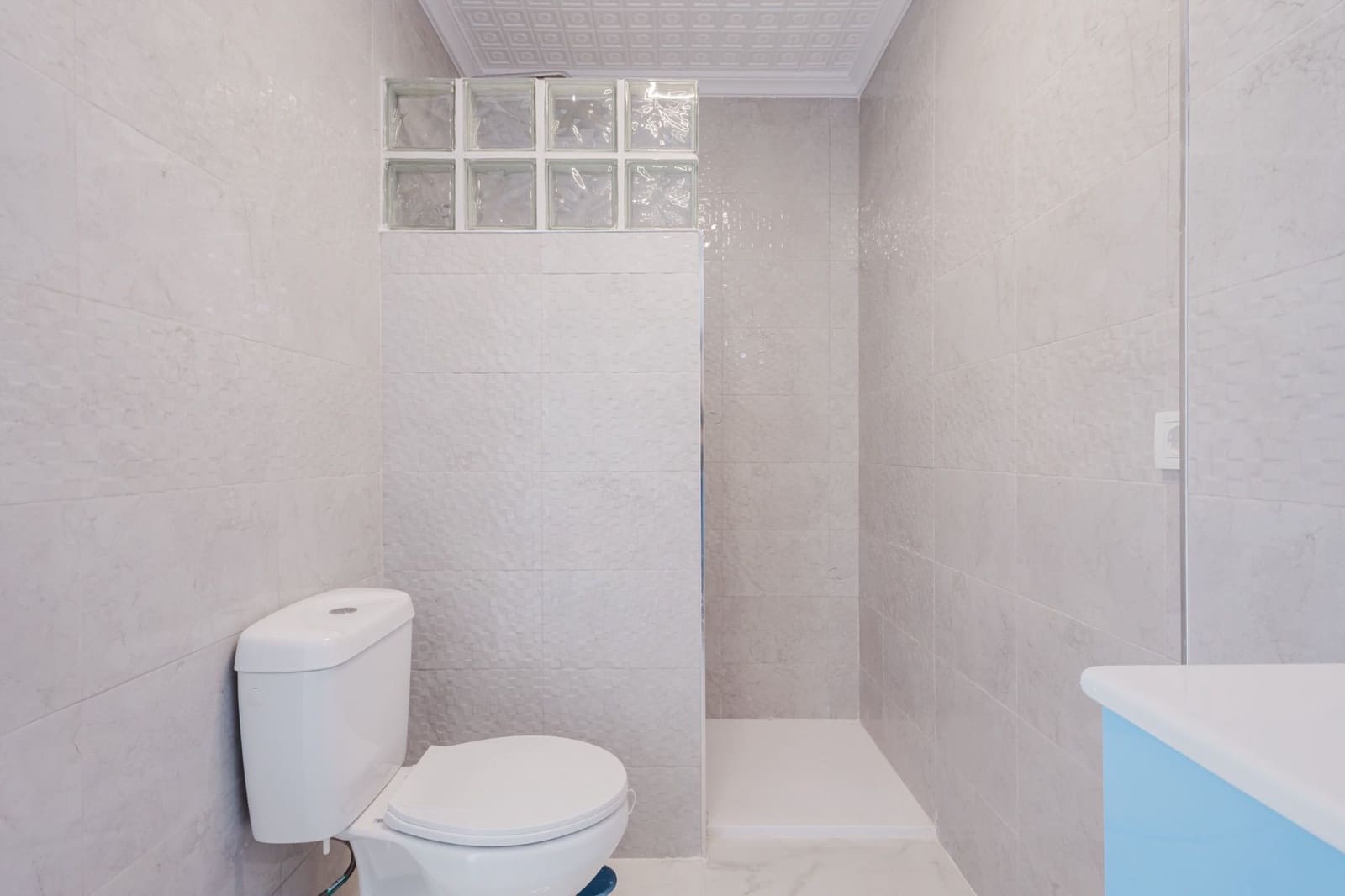 Apartamento de 3 habitaciones en Torrevieja en venta con piscina - 345.000 € (Ref: 9099546)