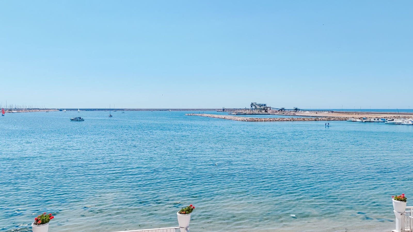 Apartamento de 3 habitaciones en Torrevieja en venta con piscina - 345.000 € (Ref: 9099546)