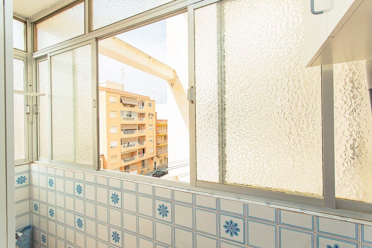 3 Zimmer Apartment zu verkaufen in Torrevieja - 200.000 € (Ref: 9129795)