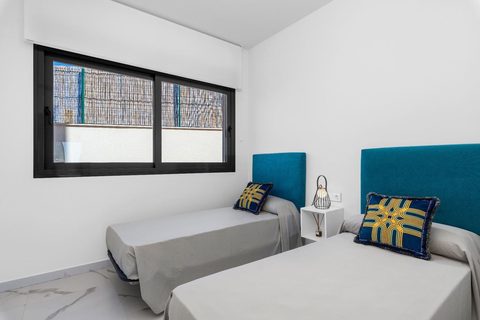 2 Zimmer Apartment zu verkaufen in San Miguel de Salinas mit Pool Garage - 375.000 € (Ref: 9212533)