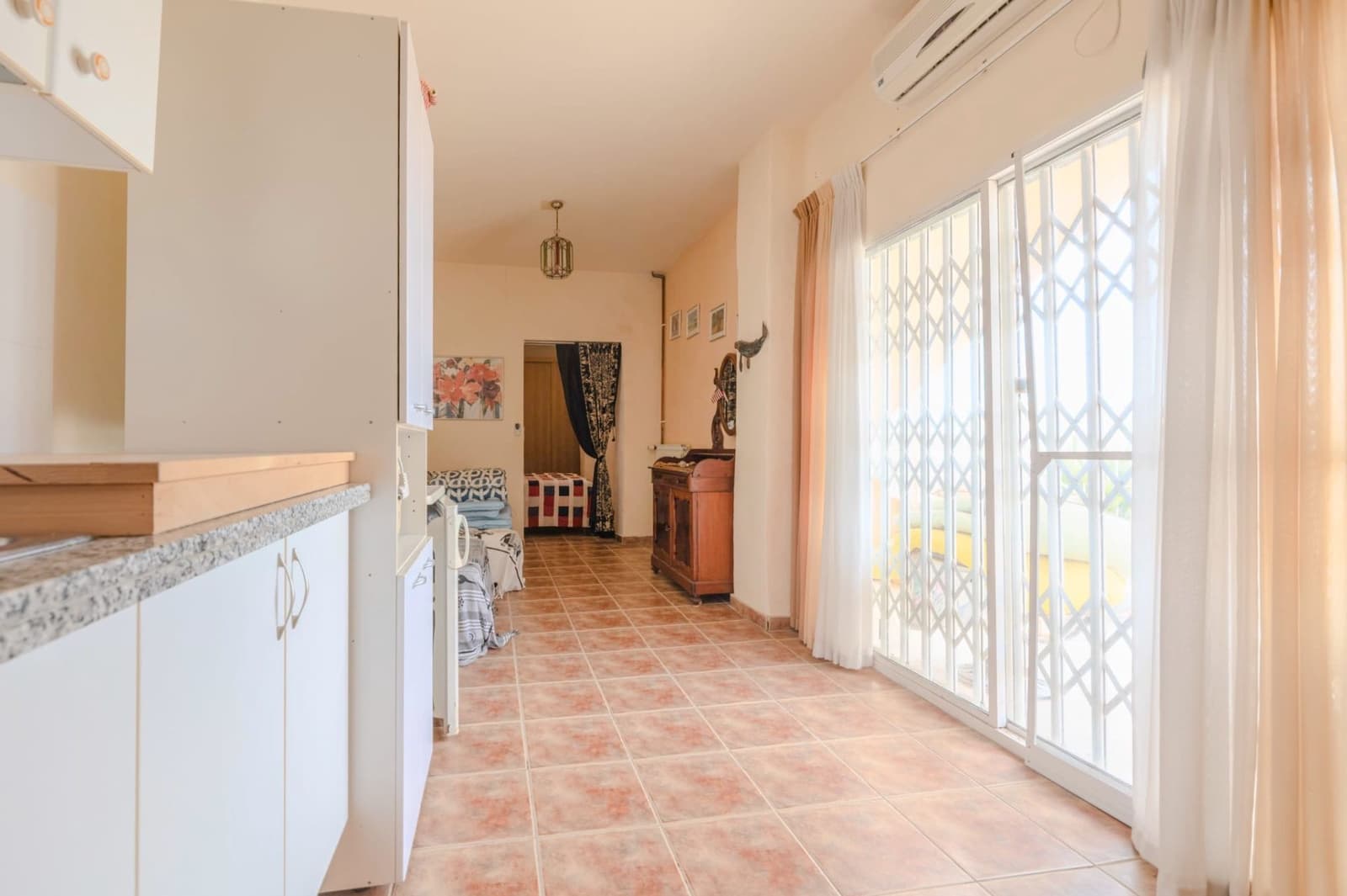 5 bedroom Commercial for sale in Moralet with pool garage - € 495,000 (Ref: 9232344)