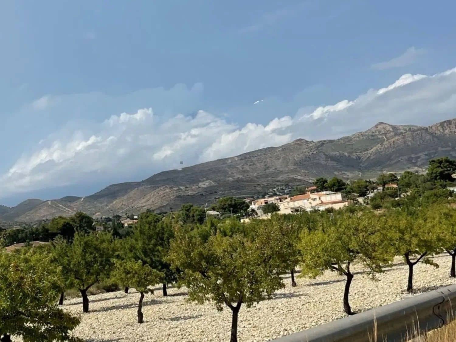 5 bedroom Commercial for sale in Moralet with pool garage - € 495,000 (Ref: 9232344)