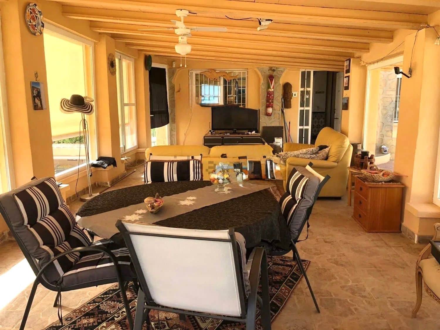 5 bedroom Commercial for sale in Moralet with pool garage - € 495,000 (Ref: 9232344)