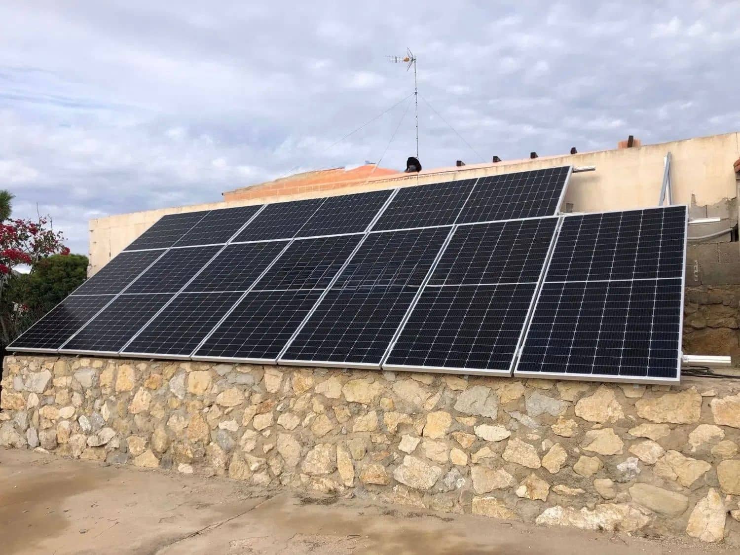 5 bedroom Commercial for sale in Moralet with pool garage - € 495,000 (Ref: 9232344)