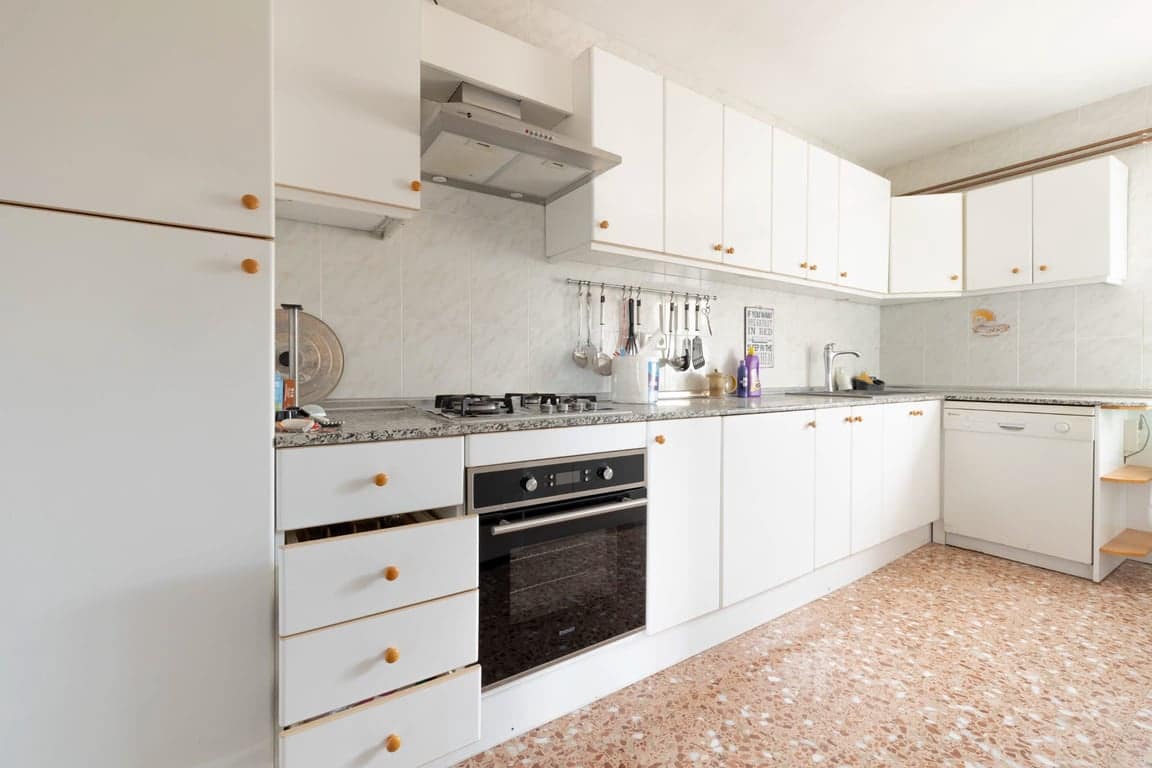 5 chambre Local Commercial à vendre à Alicante ville avec piscine garage - 495 000 € (Ref: 9232344)