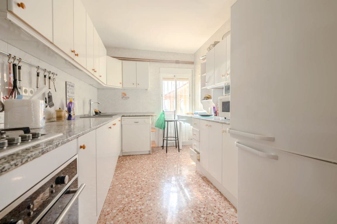 5 chambre Local Commercial à vendre à Alicante ville avec piscine garage - 495 000 € (Ref: 9232344)