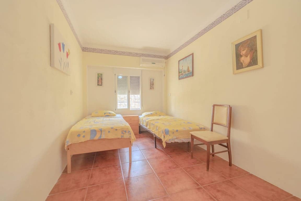 5 chambre Local Commercial à vendre à Alicante ville avec piscine garage - 495 000 € (Ref: 9232344)