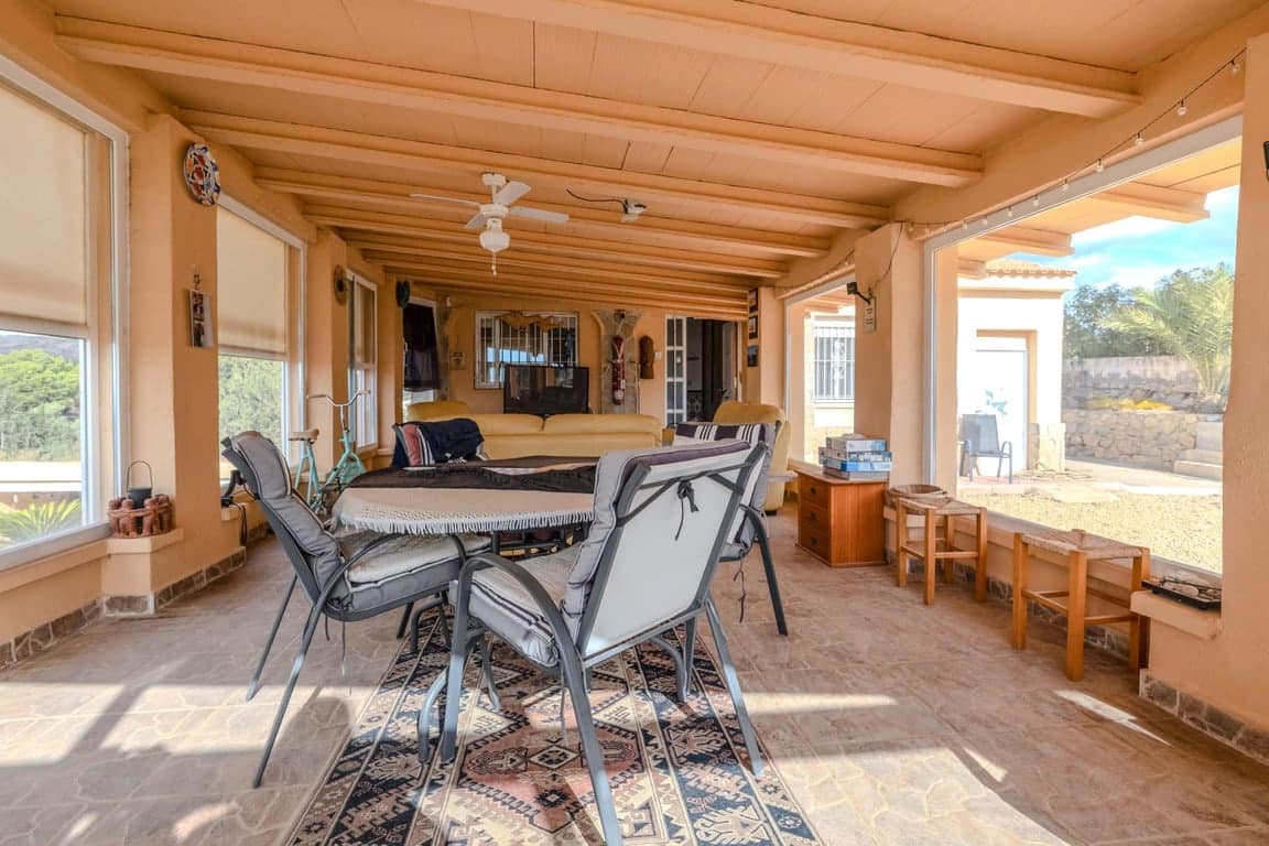 5 chambre Local Commercial à vendre à Alicante ville avec piscine garage - 495 000 € (Ref: 9232344)