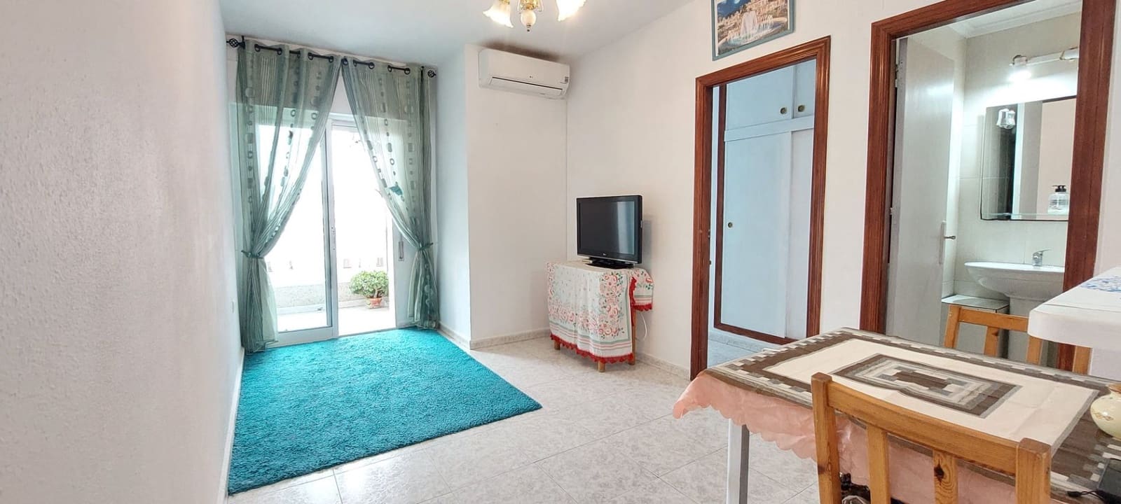 2 Zimmer Apartment zu verkaufen in Torrevieja - 122.000 € (Ref: 9376645)