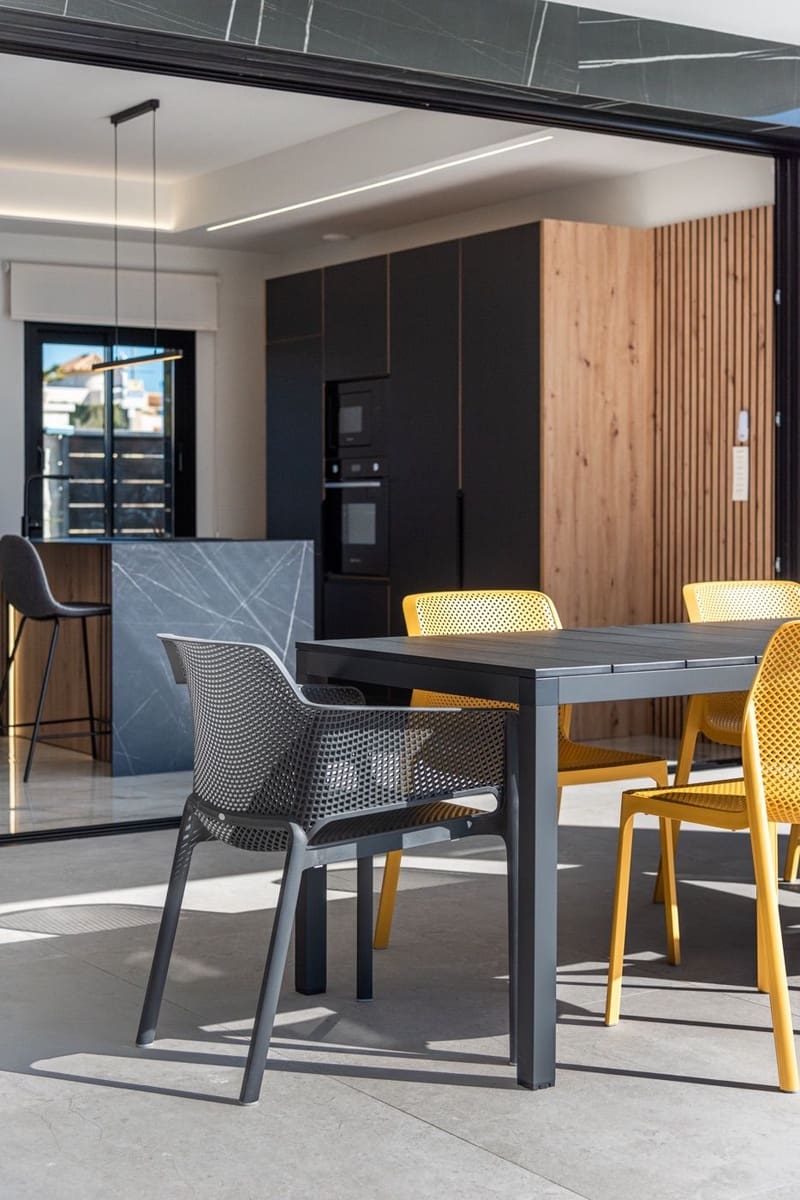 3 bedroom Villa for sale in Algorfa with pool garage - € 635,000 (Ref: 9473855)