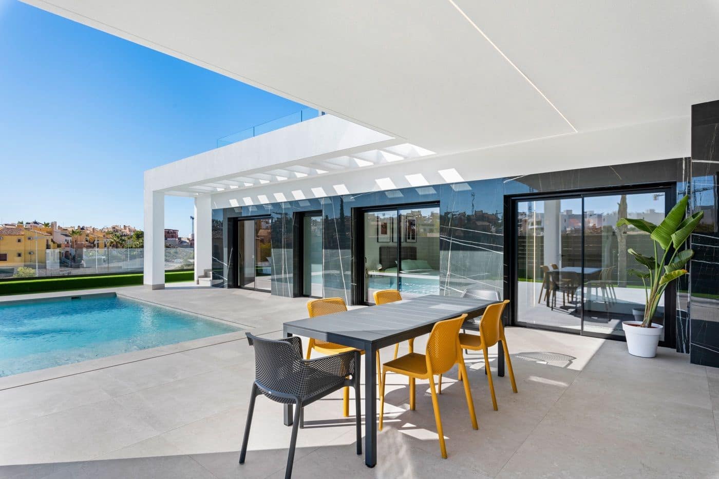 3 bedroom Villa for sale in Algorfa with pool garage - € 635,000 (Ref: 9473855)