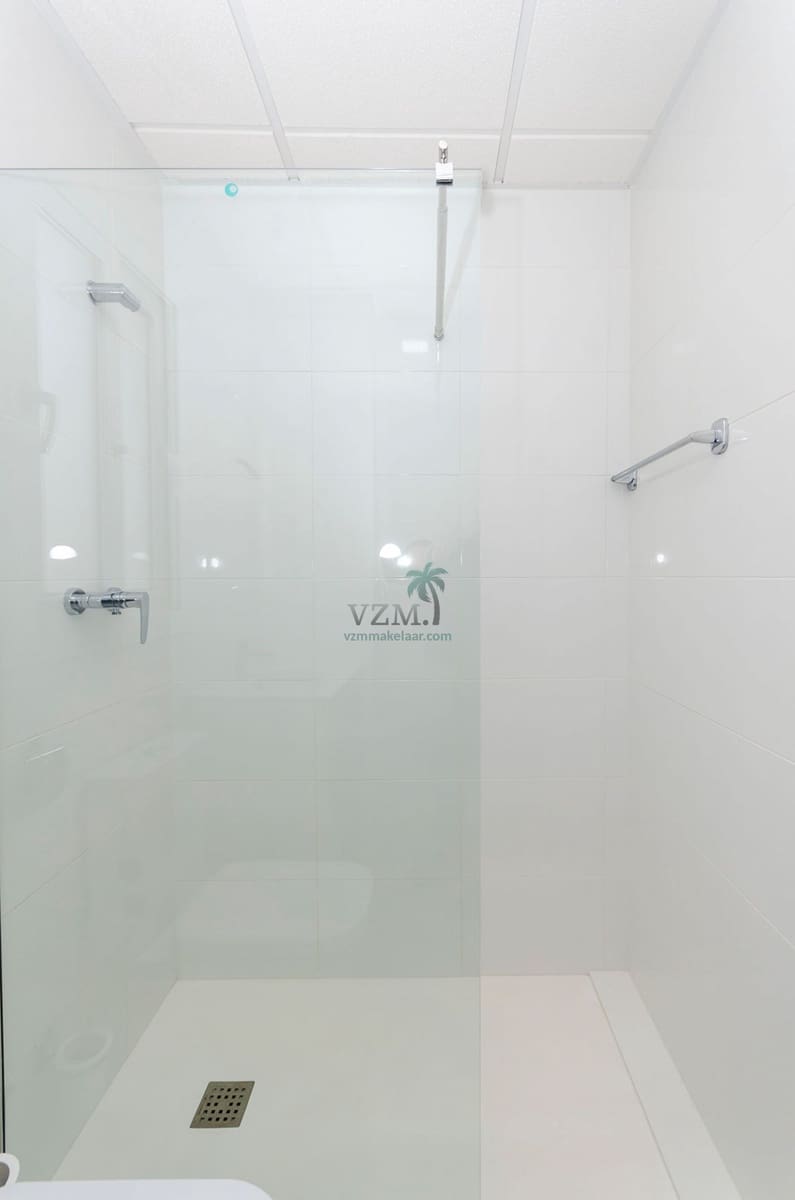 3 camera da letto Villa in vendita in Torrevieja con piscina garage - 360.000 € (Rif: 9474585)