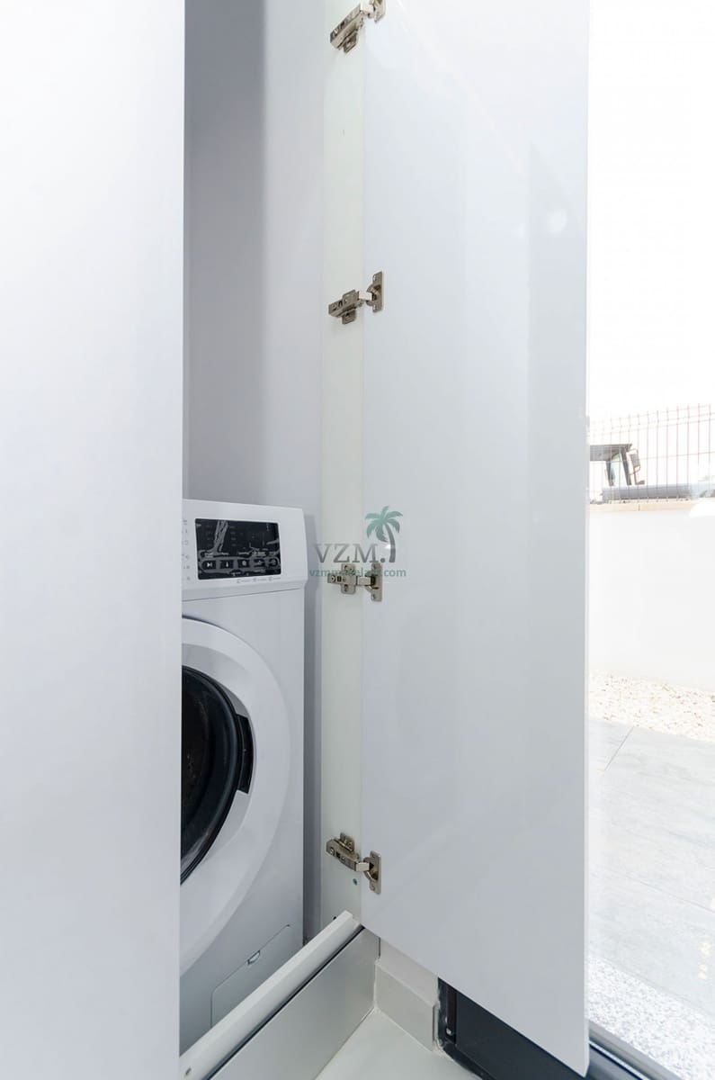 3 camera da letto Villa in vendita in Torrevieja con piscina garage - 360.000 € (Rif: 9474585)