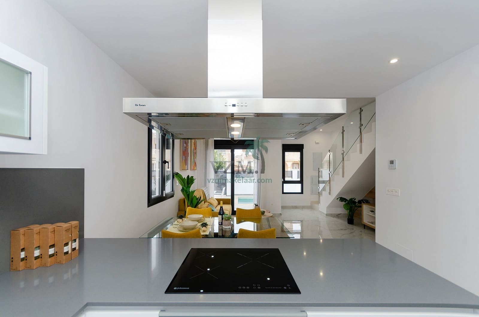 3 camera da letto Villa in vendita in Torrevieja con piscina garage - 360.000 € (Rif: 9474585)