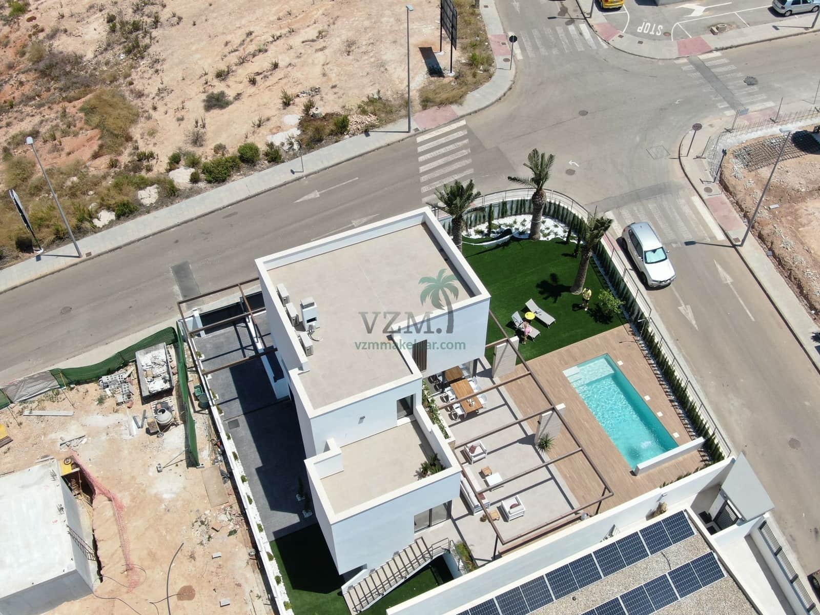 4 soverom Villa til salgs i Dehesa de Campoamor med svømmebasseng garasje - € 910 000 (Ref: 9474595)