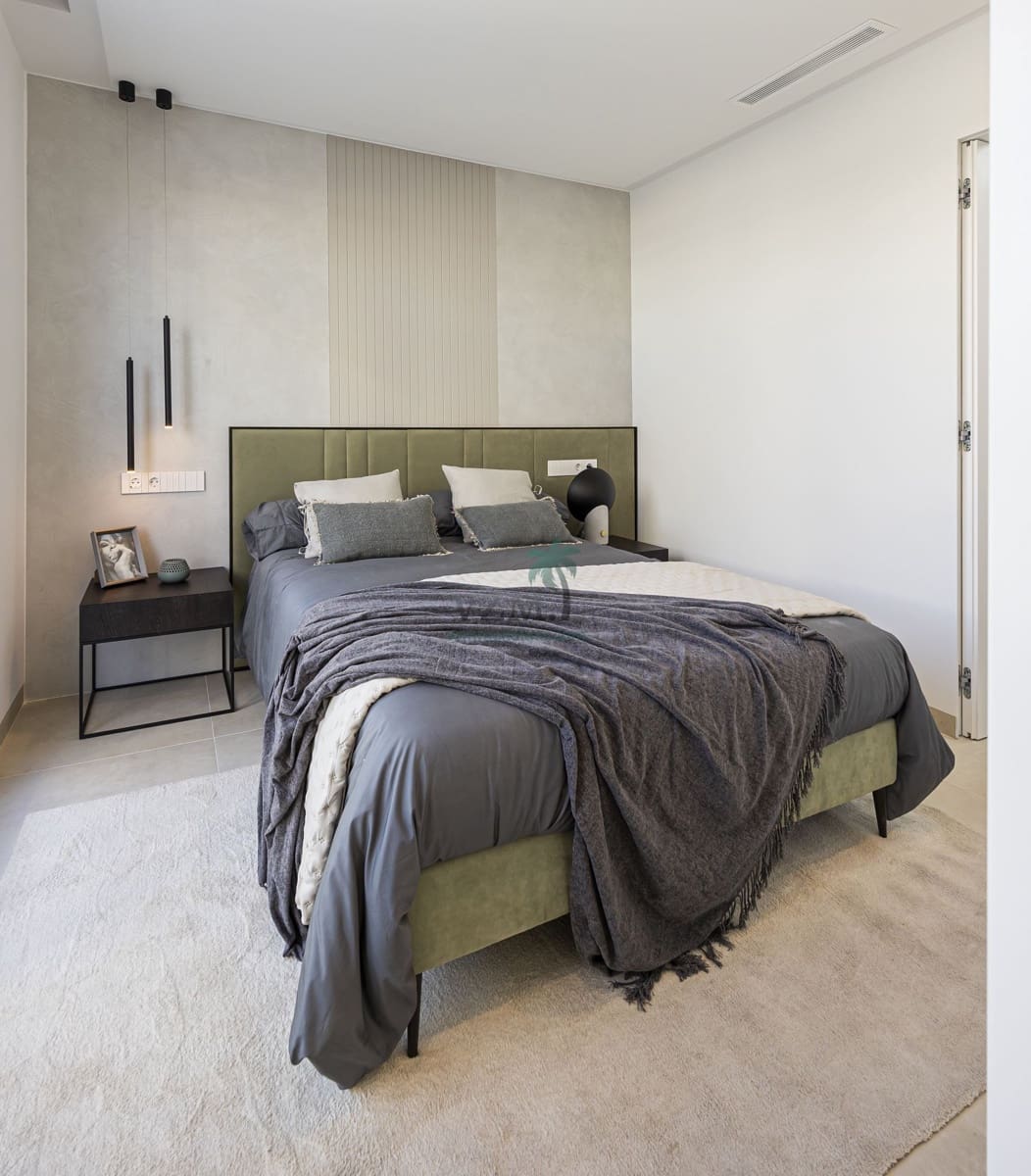 Villa for sale in Ciudad Quesada with pool garage - € 699,900 (Ref: 9474599)