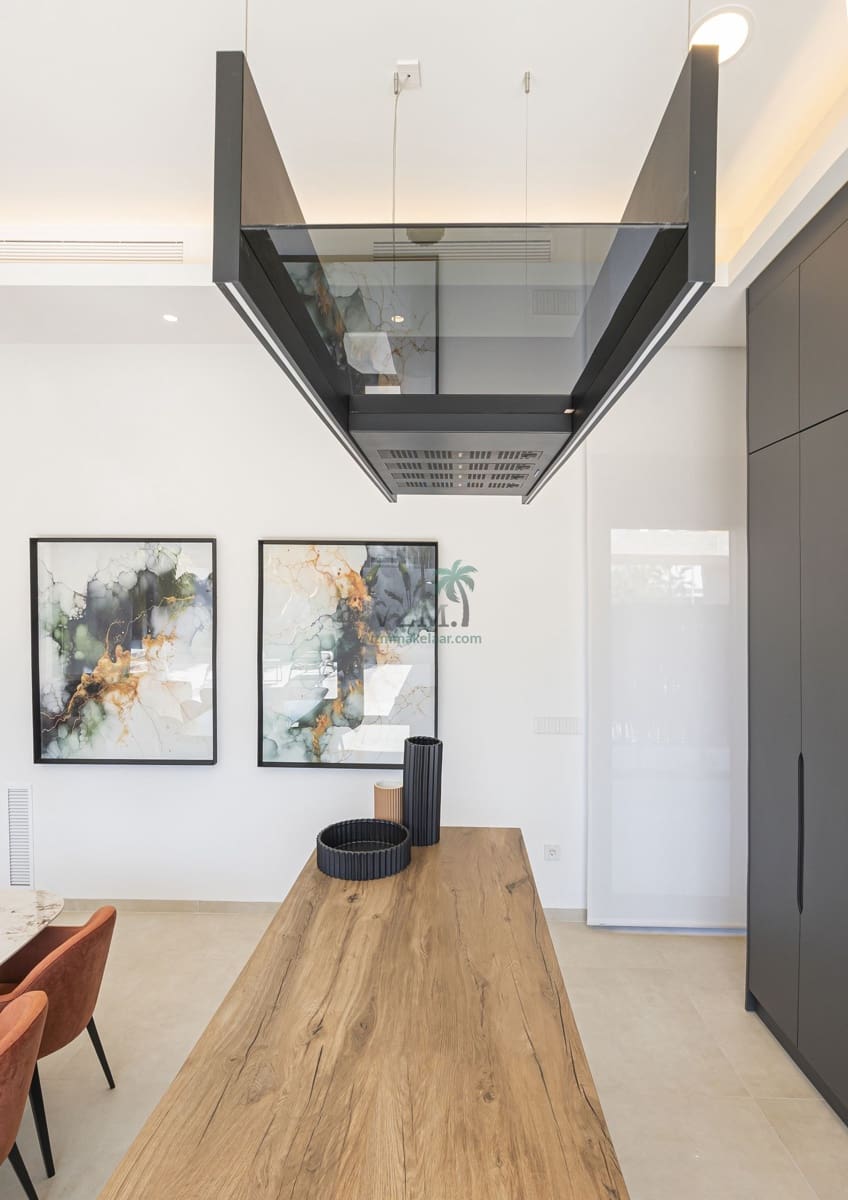 Villa for sale in Ciudad Quesada with pool garage - € 699,900 (Ref: 9474599)