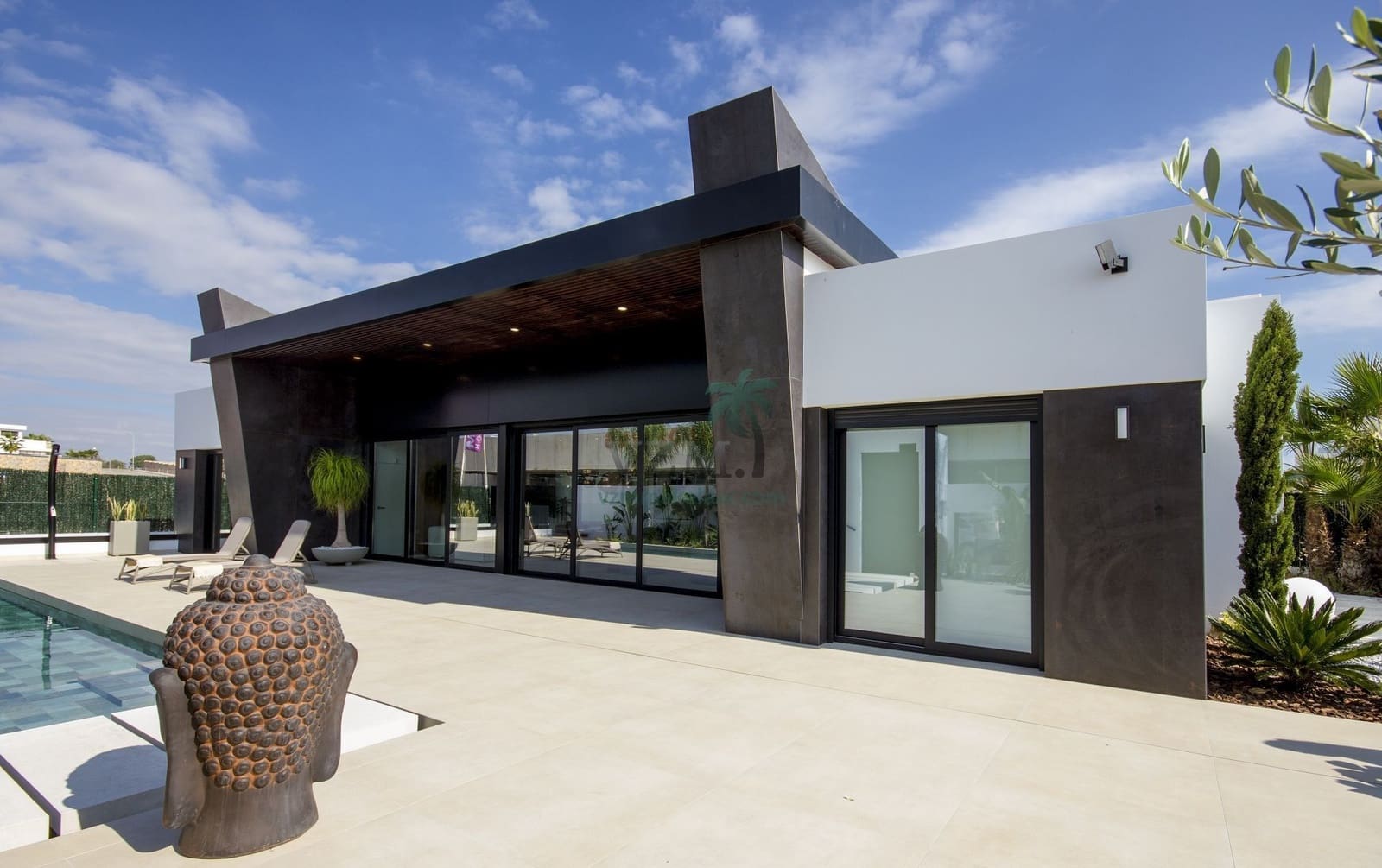 Villa for sale in Ciudad Quesada with pool garage - € 699,900 (Ref: 9474599)