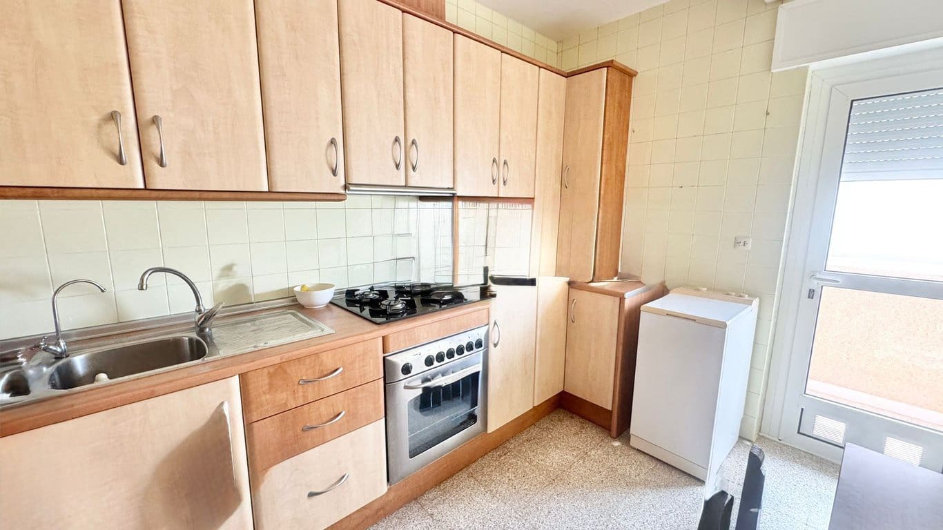 Apartamento de 3 habitaciones en Torrevieja en venta con garaje - 158.000 € (Ref: 9509722)