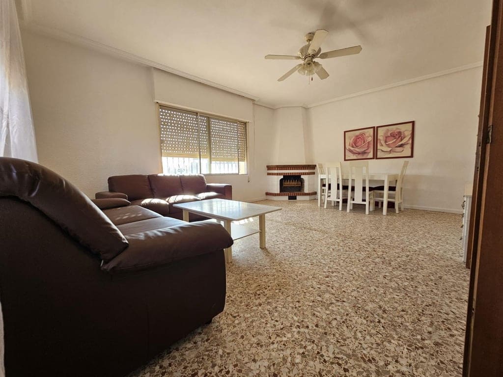 3 bedroom Finca/Country House for sale in Guardamar del Segura with garage - € 260,000 (Ref: 9509724)