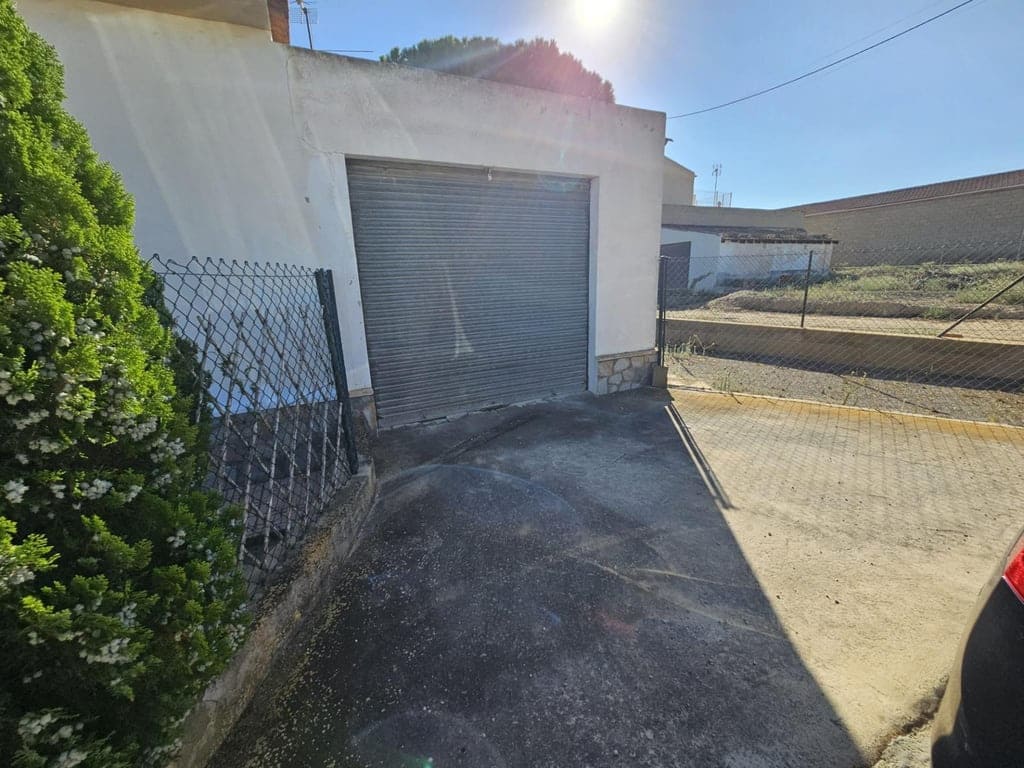 3 bedroom Finca/Country House for sale in Guardamar del Segura with garage - € 260,000 (Ref: 9509724)