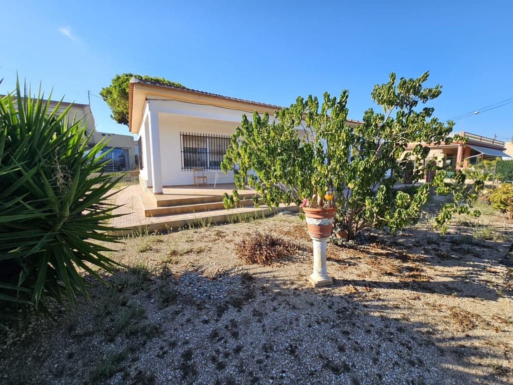 3 bedroom Finca/Country House for sale in Guardamar del Segura with garage - € 260,000 (Ref: 9509724)