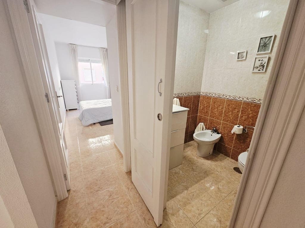 2 bedroom Apartment for sale in Torrevieja with pool garage - € 139,900 (Ref: 9509725)