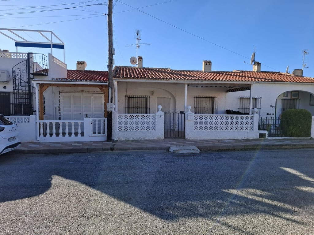 2 soveværelse Byhus til salg i San Fulgencio med swimmingpool - € 109.000 (Ref: 9509726)