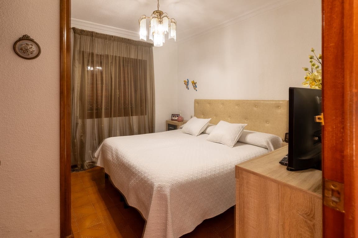 4 slaapkamer Villa te koop in Santa Pola met zwembad garage - € 545.000 (Ref: 9509729)