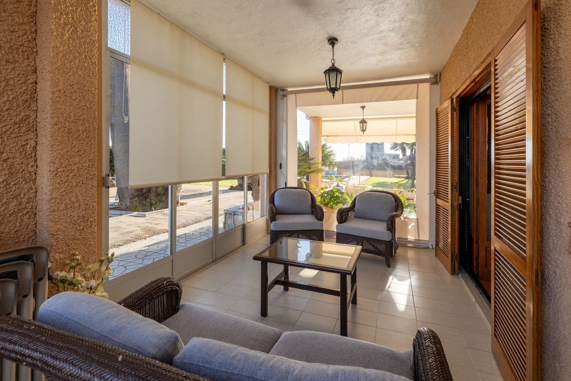 4 slaapkamer Villa te koop in Santa Pola met zwembad garage - € 545.000 (Ref: 9509729)