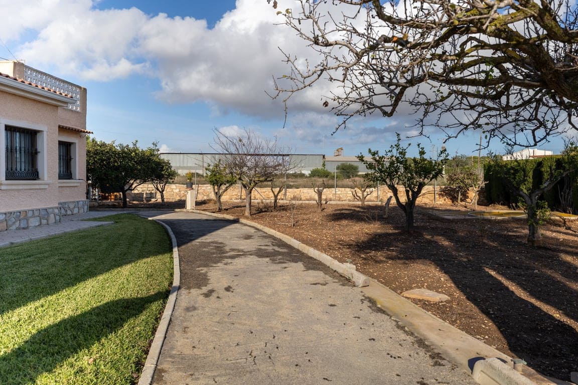 4 slaapkamer Villa te koop in Santa Pola met zwembad garage - € 545.000 (Ref: 9509729)