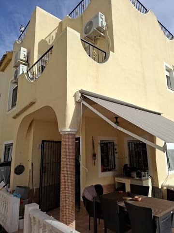 Chalet de 3 habitaciones en San Fulgencio en alquiler con piscina garaje - 1.000 € (Ref: 9525301)
