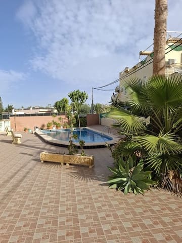 Chalet de 3 habitaciones en San Fulgencio en alquiler con piscina garaje - 1.000 € (Ref: 9525301)