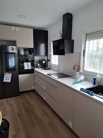 Chalet de 3 habitaciones en San Fulgencio en alquiler con piscina garaje - 1.000 € (Ref: 9525301)