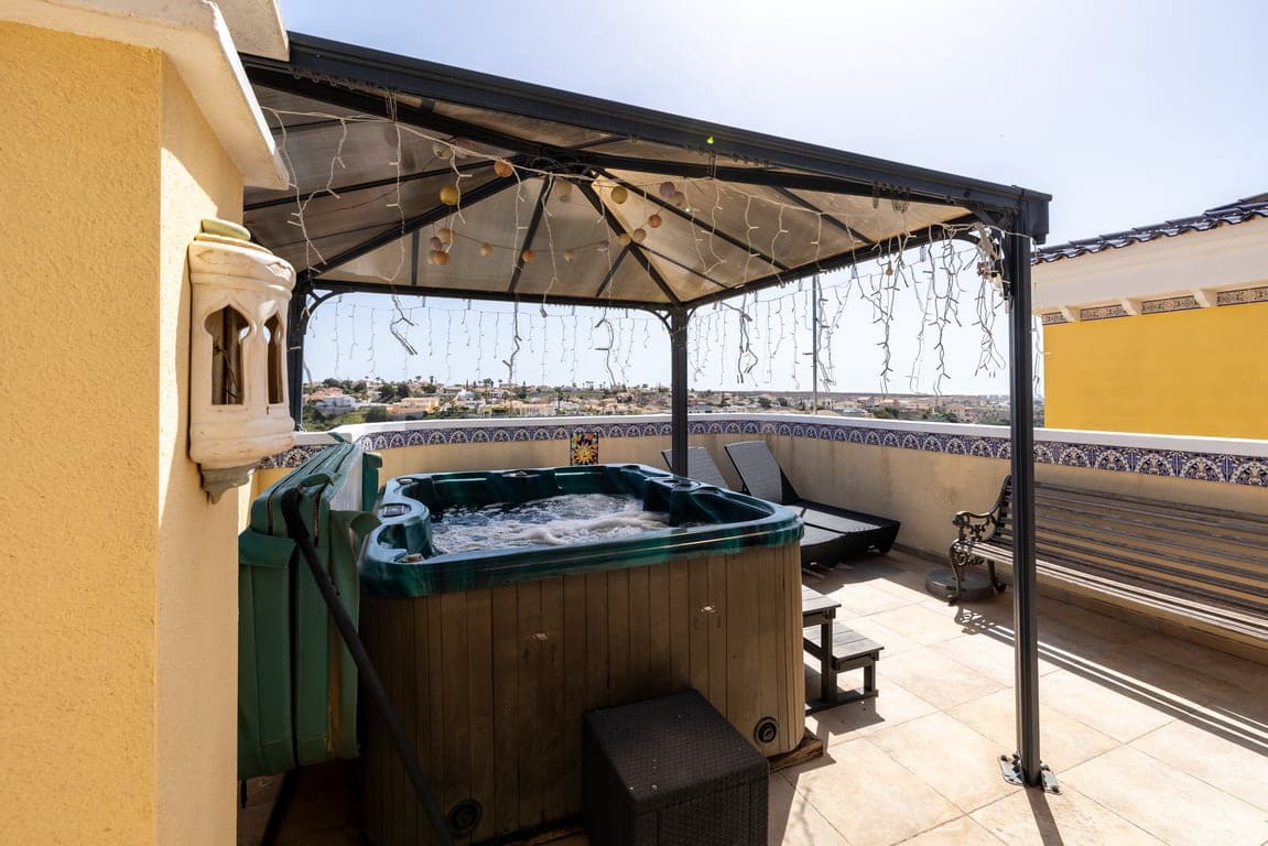 3 soverom Villa til salgs i San Fulgencio med svømmebasseng garasje - € 305 000 (Ref: 9759432)