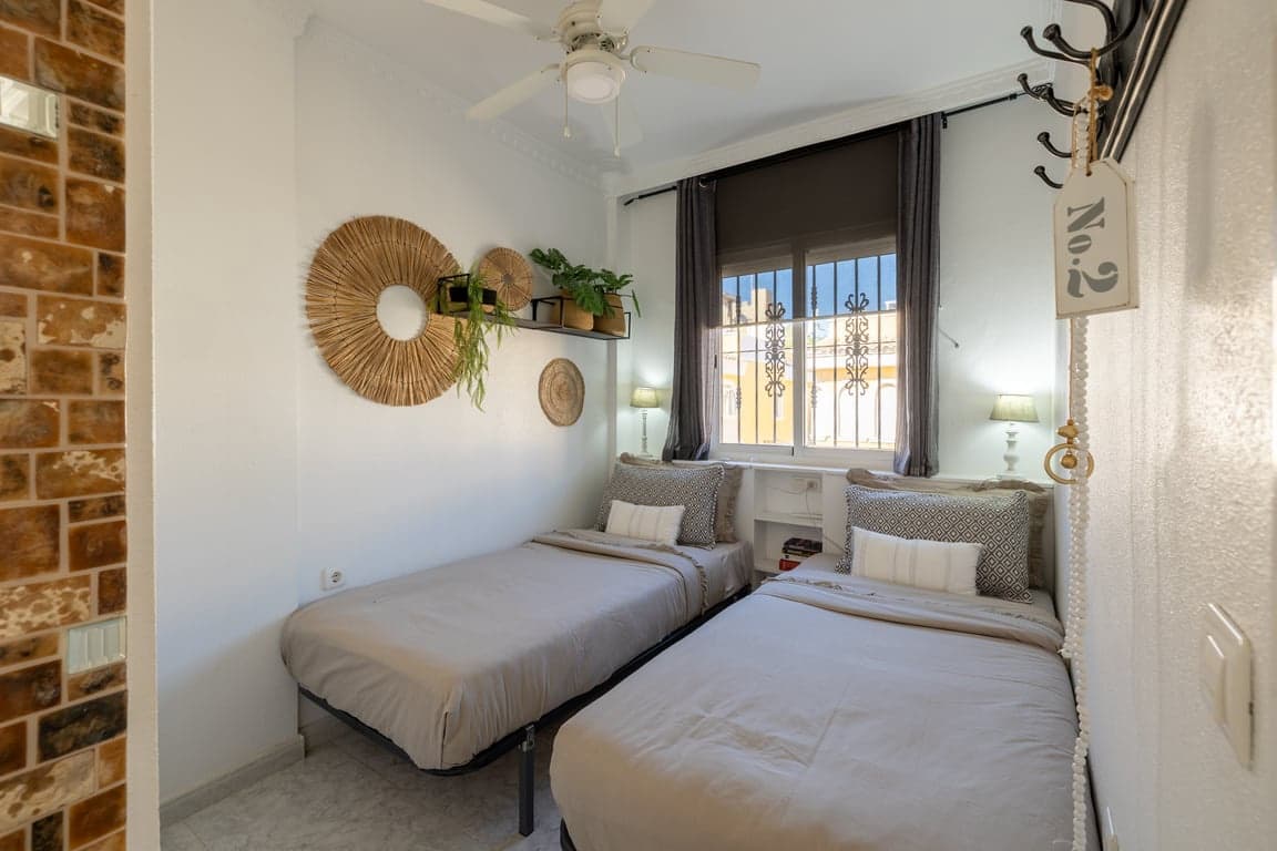 3 slaapkamer Huis te koop in San Fulgencio met zwembad garage - € 184.999 (Ref: 9778894)