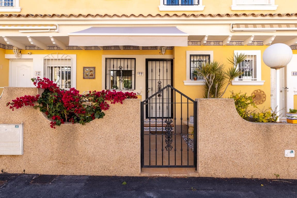 3 slaapkamer Huis te koop in San Fulgencio met zwembad garage - € 184.999 (Ref: 9778894)